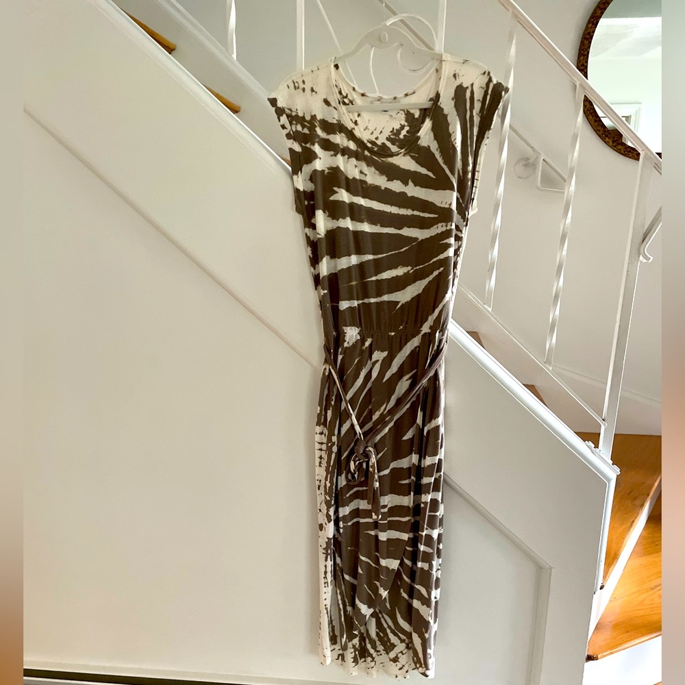 Young, Fabulous and Broke! Summer-casual dress, Size S